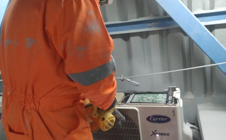 Mantenimiento Equipos Aire Acondicionados.