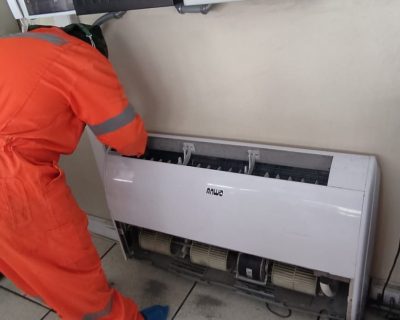 Mantenimiento Equipos Aire Acondicionados.