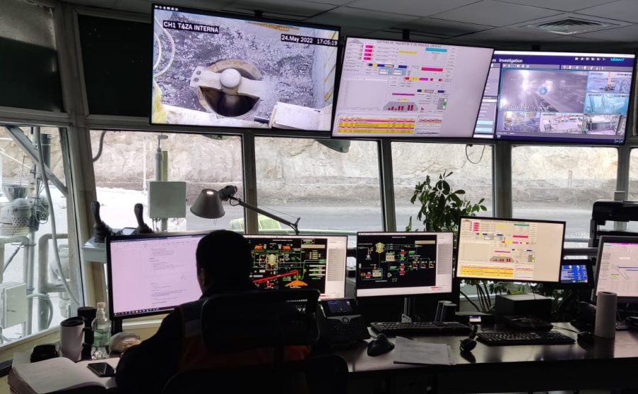 Mantenimiento Nanotecnología Vidrios Salas Operadores CH1&2.