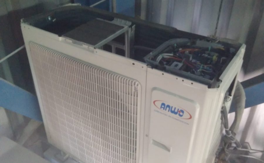 Mantenimiento Equipos Aire Acondicionados.