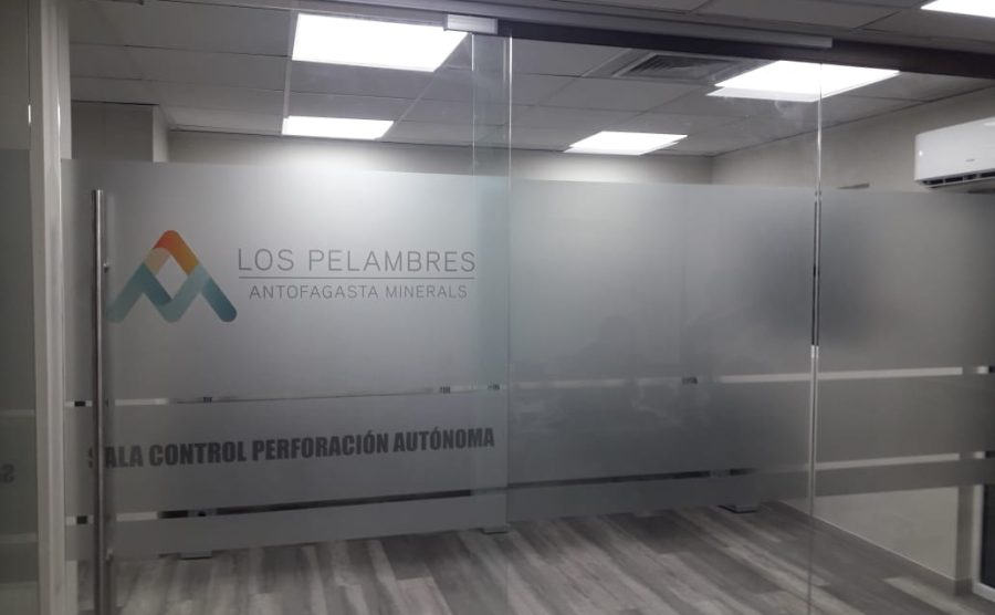 Remodelación Oficinas – Baños Gerencia Mina – El Com, Minera Los Pelambres.